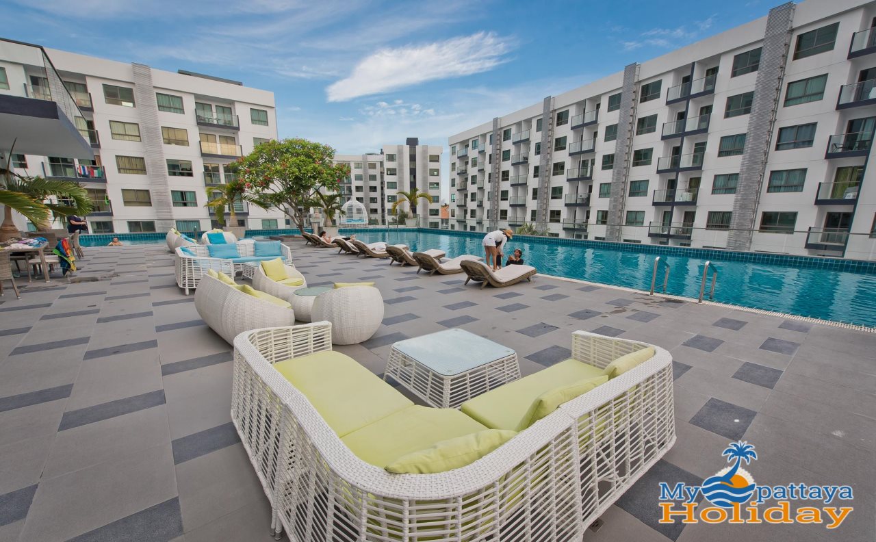 Arcadia Beach Resort By Dary in Pattaya, Thailand