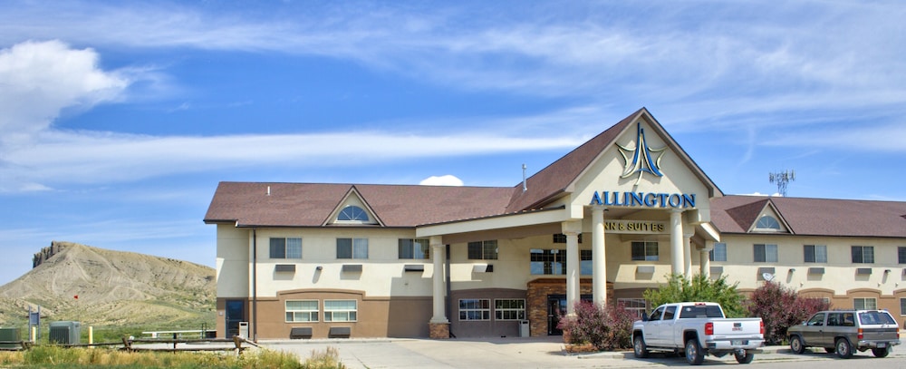 Allington Inn & Suites - photo 30