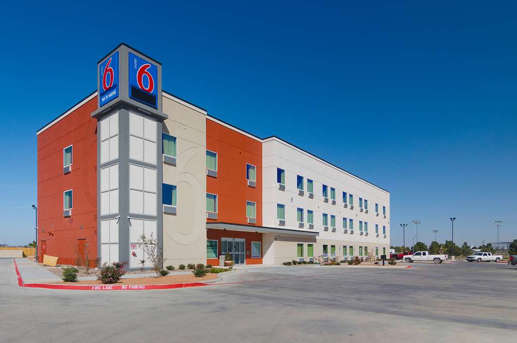 Motel 6 Midland TX - carbon neutral hotel in Midland