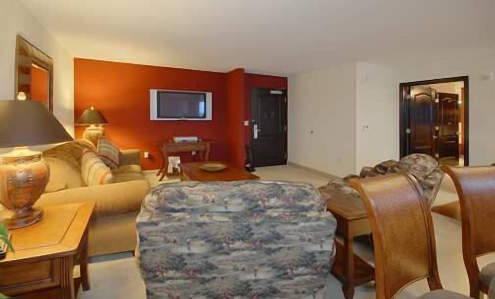 Homewood Suites by Hilton at The Waterfront - photo 34