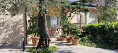 Gli Oleandri in Torri Del Benaco, Italy