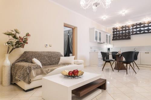 Danae Luxury Apartment — Samos — photo 3