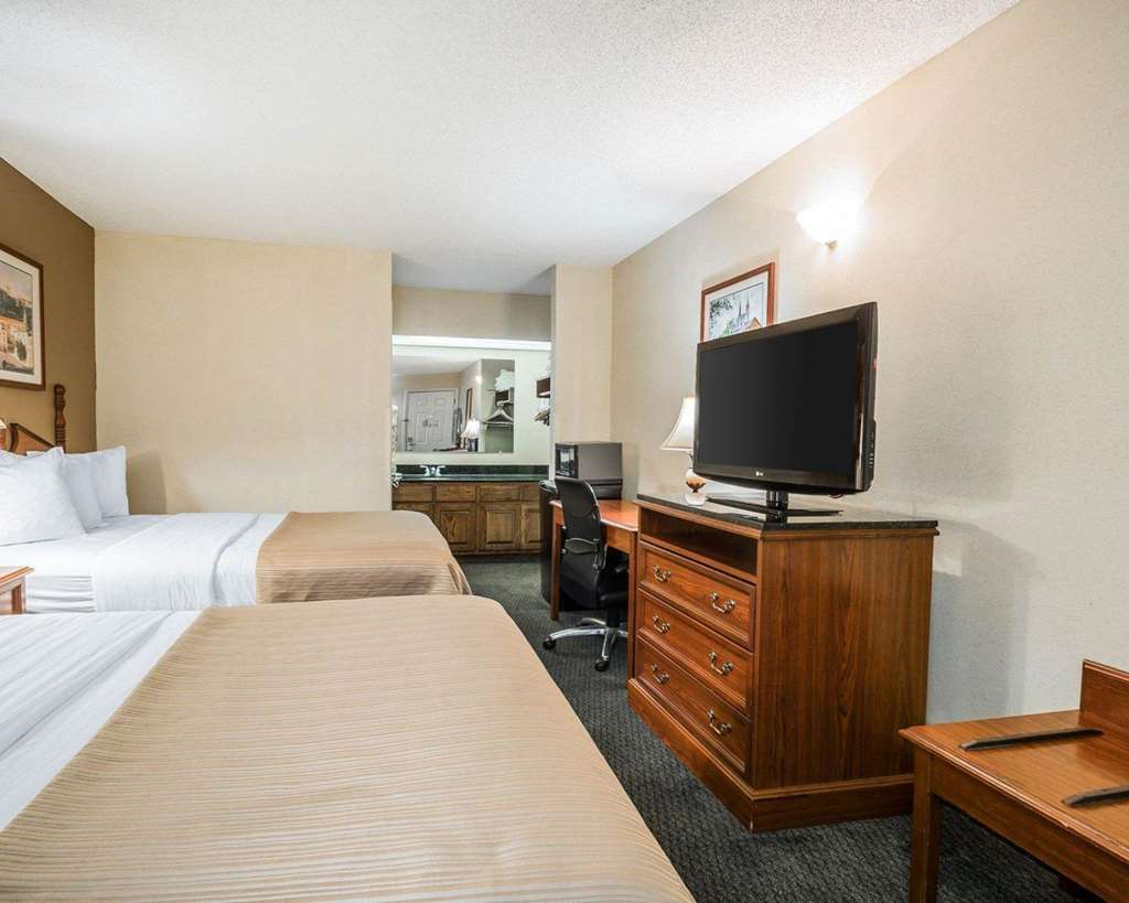 Quality Inn Bainbridge - photo 11