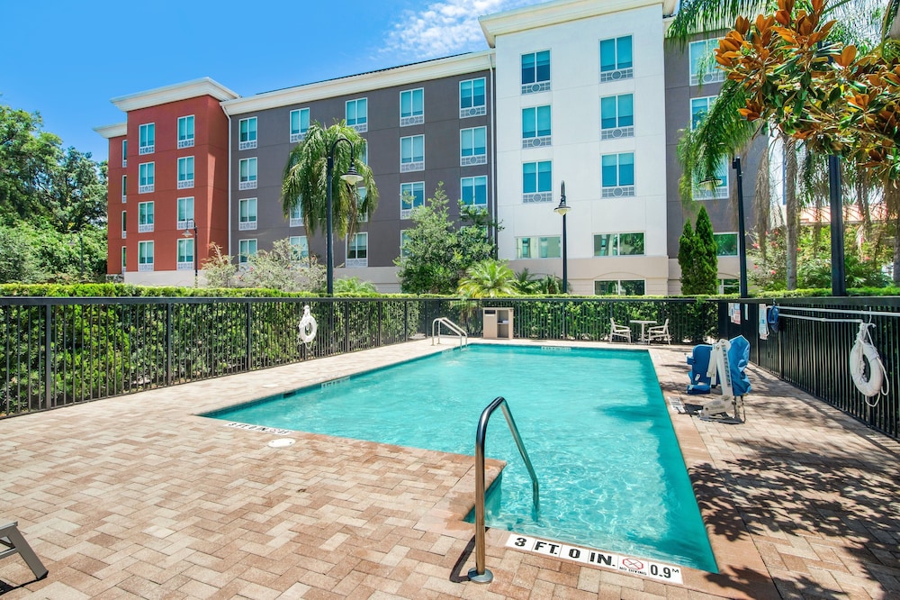 Holiday Inn Express Hotel & Suites Orlando Apopka by IHG - photo 26