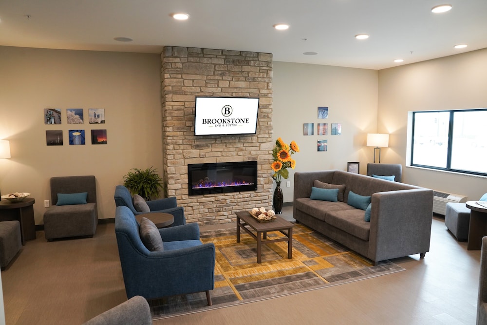 Brookstone Fort Dodge - photo 3