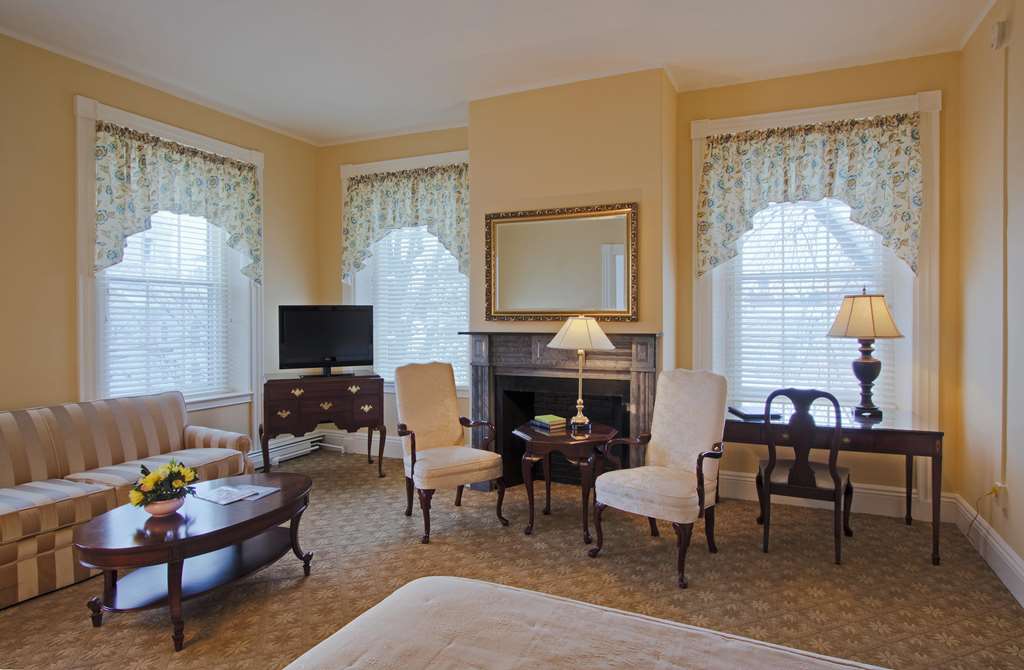 Middlebury Inn - photo 20