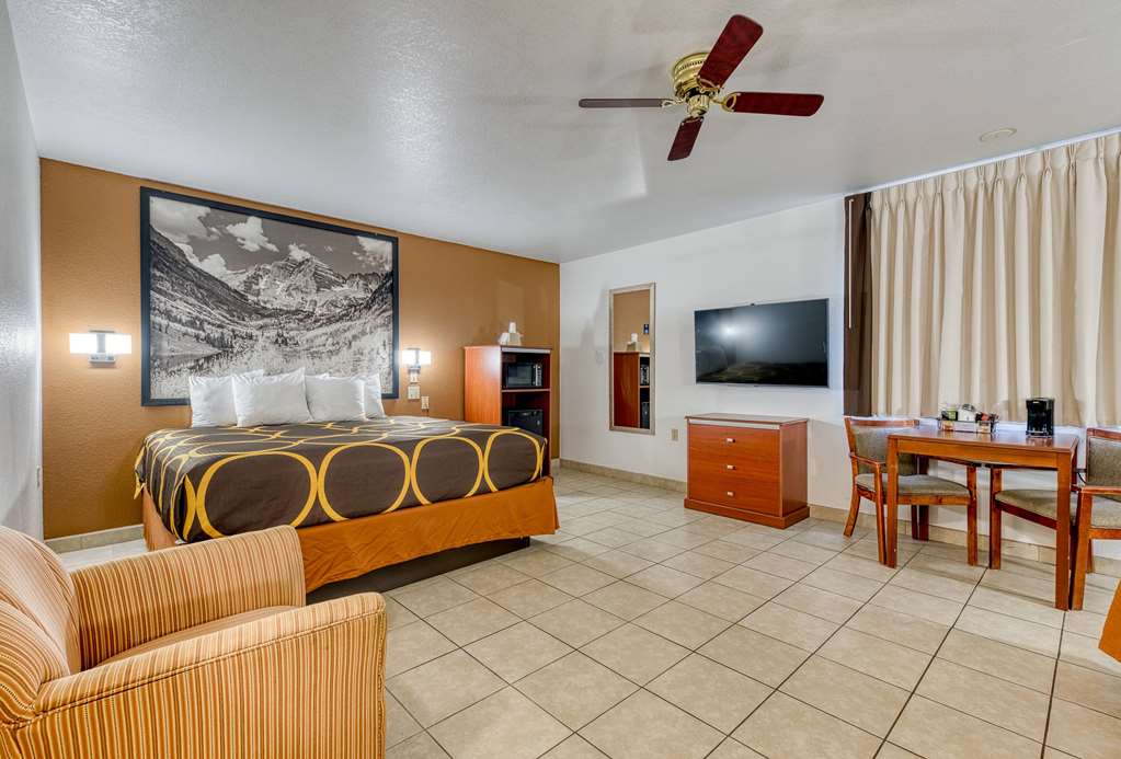 Super 8 by Wyndham Alamosa - photo 49