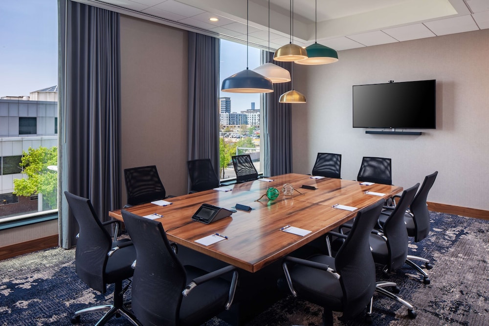 Homewood Suites by Hilton Boston Seaport District - photo 44
