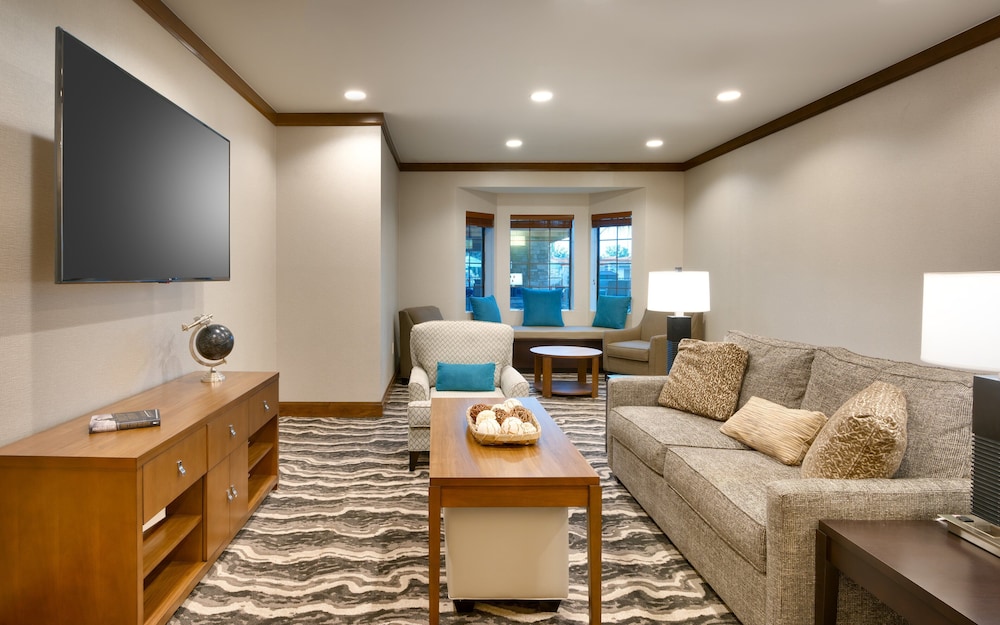 Staybridge Suites Gainesville I 75 by IHG - photo 35
