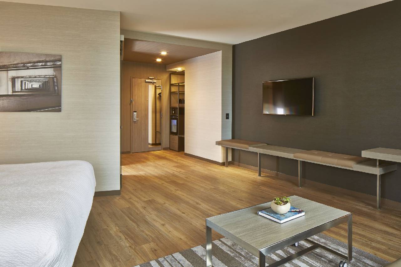 AC Hotel by Marriott Columbus Dublin - photo 21
