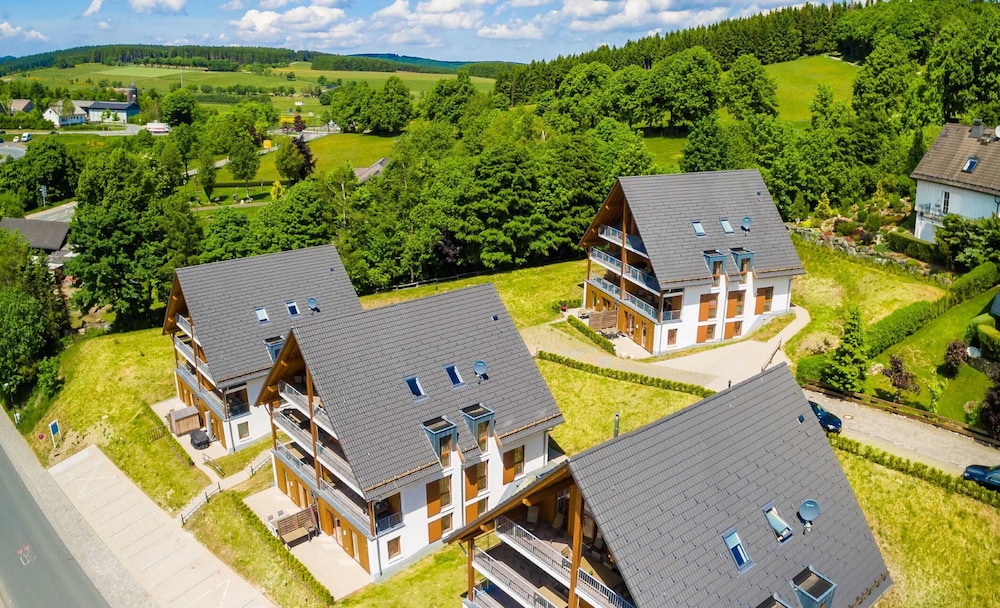 Spacious Modern Apartment Near the Centre — 4-Star Luxury Hotel in Winterberg, Germany