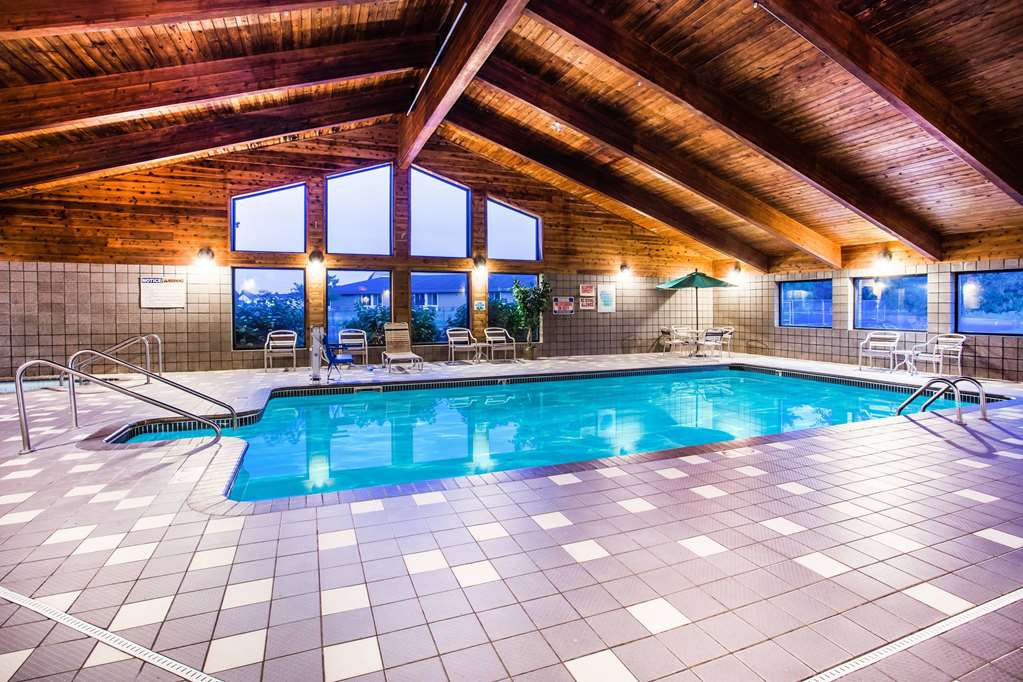 AmericInn by Wyndham Menomonie - photo 6