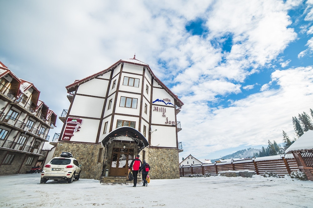 Hotel Milli & Jon in Nadvirna, Ukraine