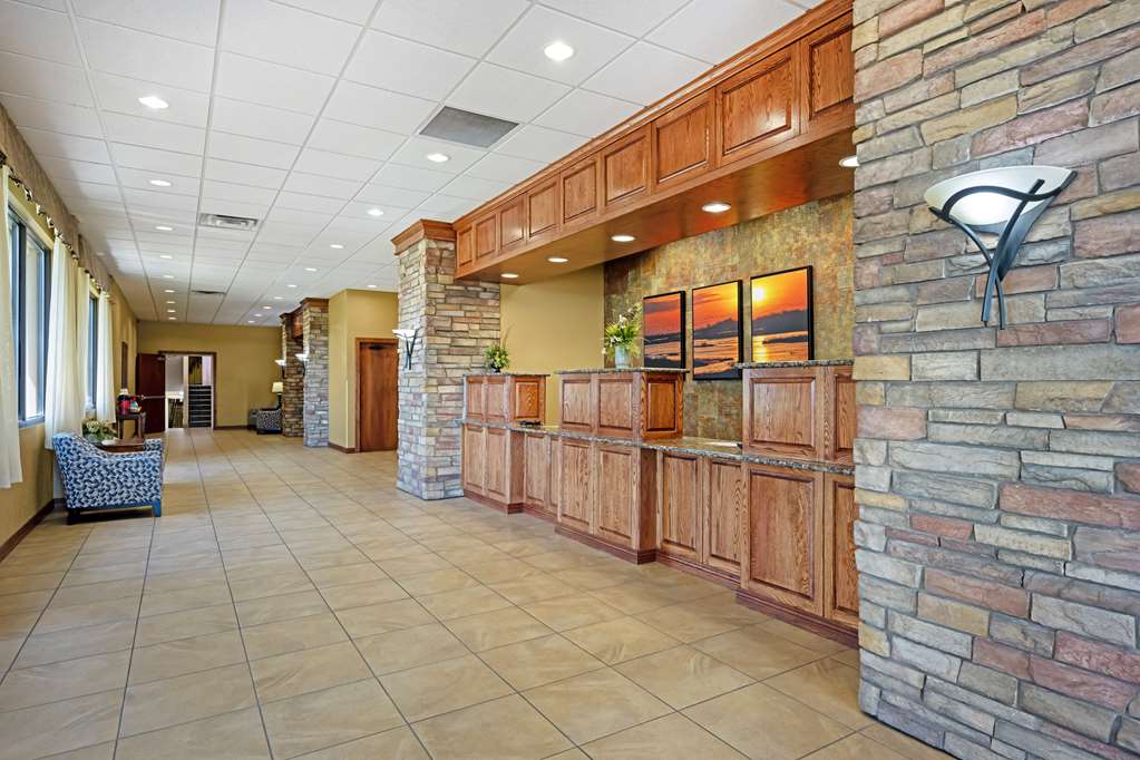 Best Western Plus Mid Nebraska Inn & Suites - photo 2