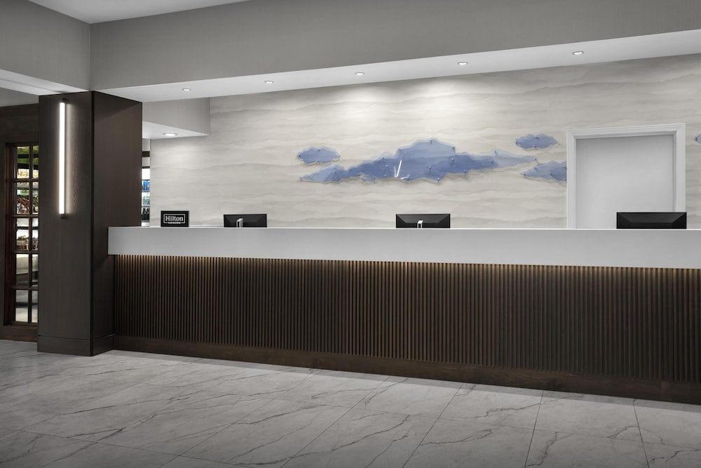 Embassy Suites by Hilton Dallas Near the Galleria - photo 9