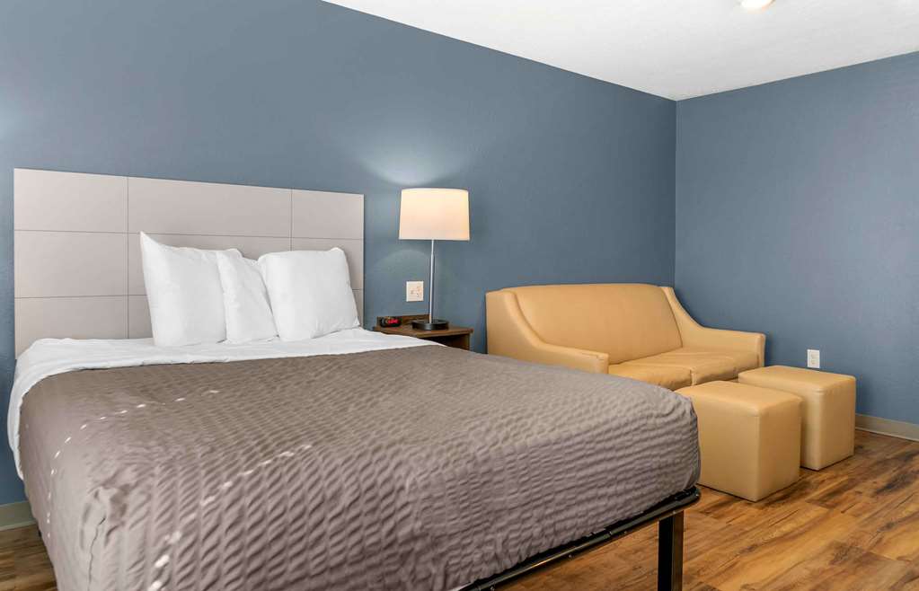 Extended Stay America Suites Detroit Rochester Hills - photo 28