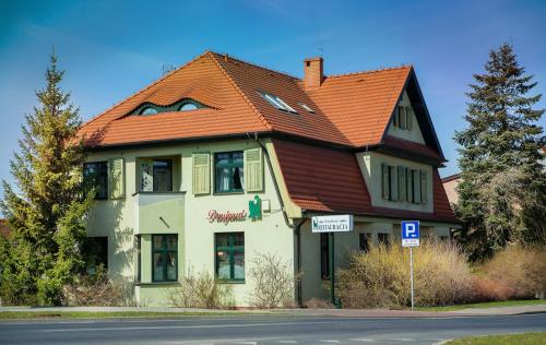 Pensjonat U Kota Wasyla — hotel in Chodziez