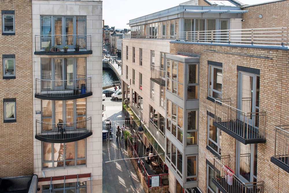 MetroStays Temple Bar 25 — 4-Star Luxury Hotel in Dublin, Republic of Ireland
