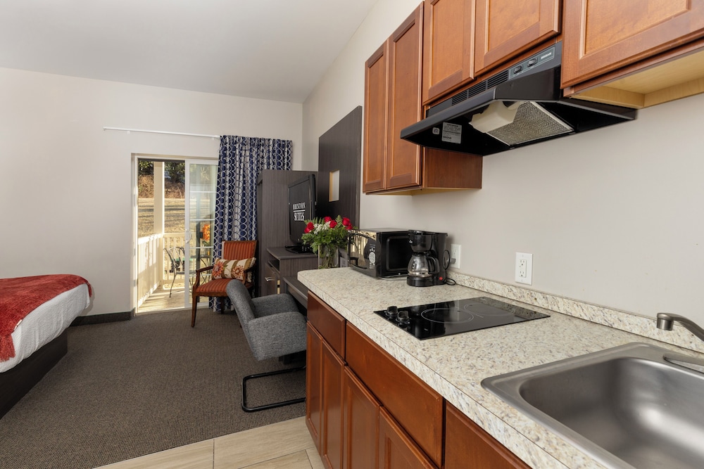 Brinton Suites - photo 25