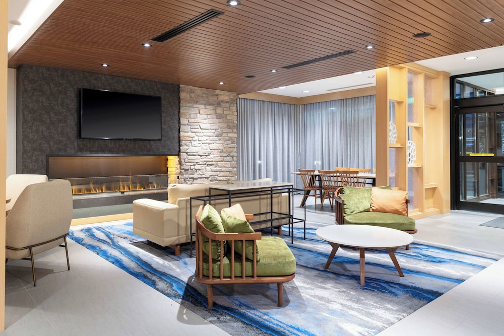 Fairfield Inn & Suites by Marriott Medford - photo 2