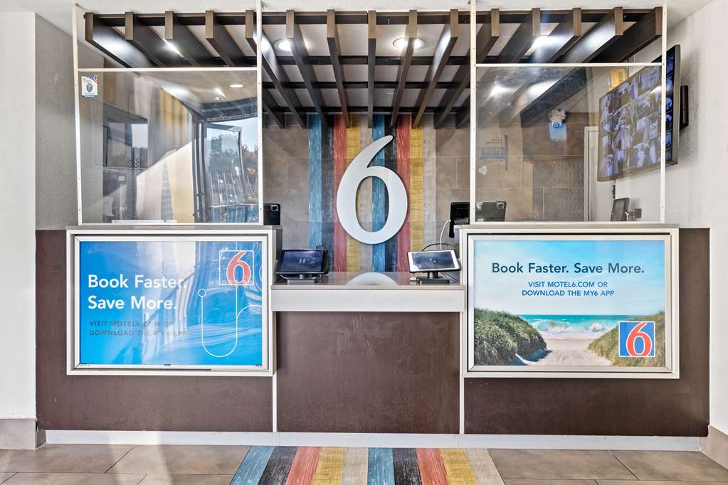 Motel 6 Simi Valley CA - photo 3