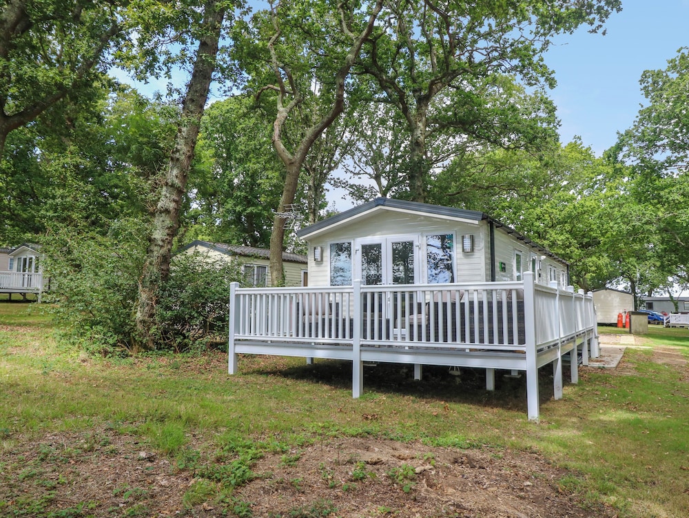 Serenity - carbon neutral hotel in Cowes