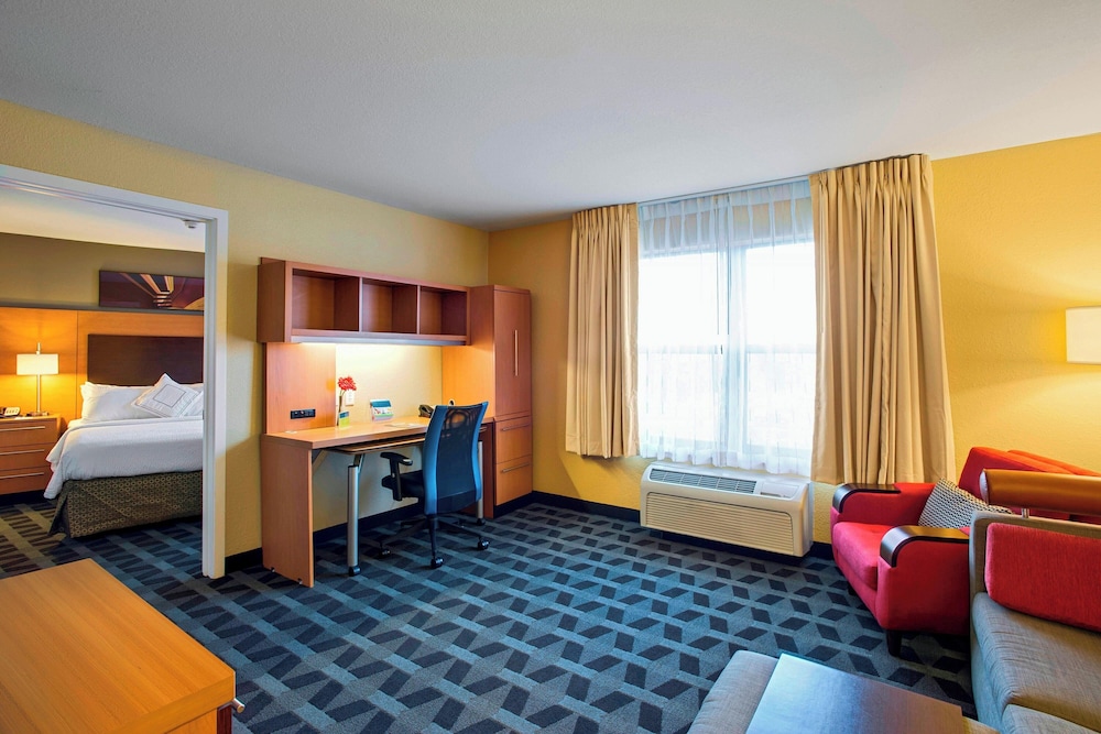 TownePlace Suites Kansas City Overland Park - photo 19