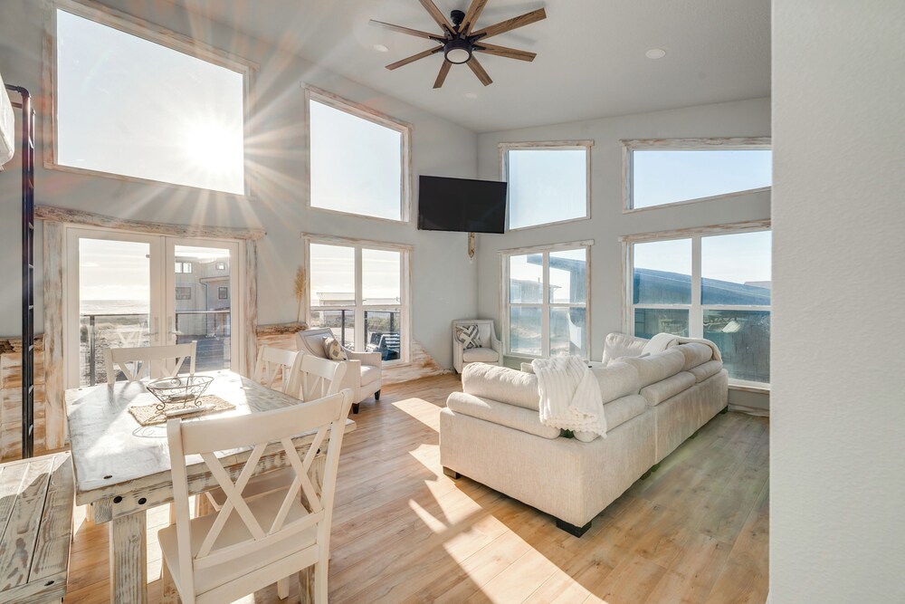 Steps to Shore: Family Beach Getaway in Westport in Westport, United States