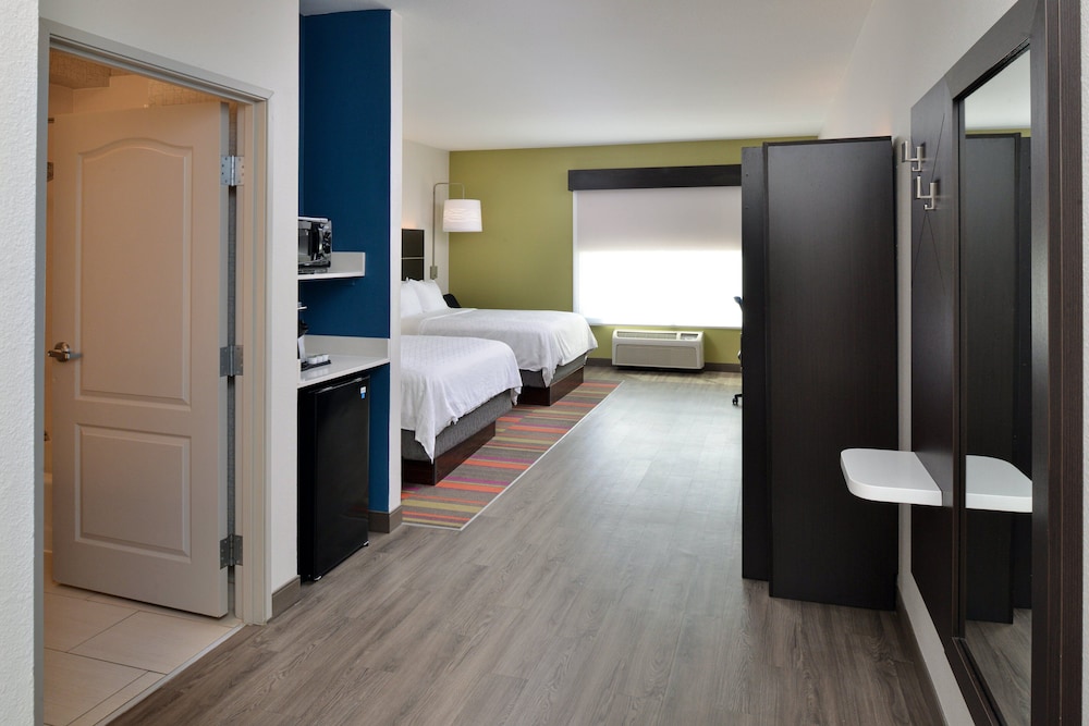 Holiday Inn Express Hotel & Suites Royse City an IHG Hotel - photo 5