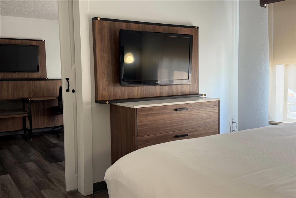Wingate by Wyndham Indianapolis Airport Rockville Rd. - photo 27