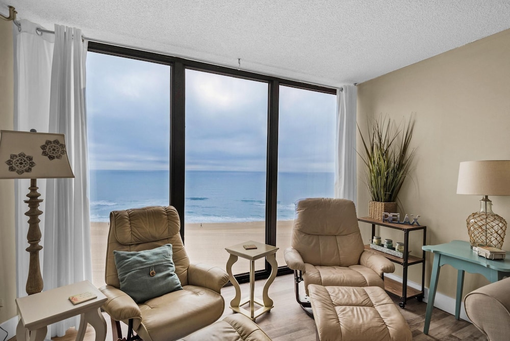 Edgewater Tower 2 611 - photo 29