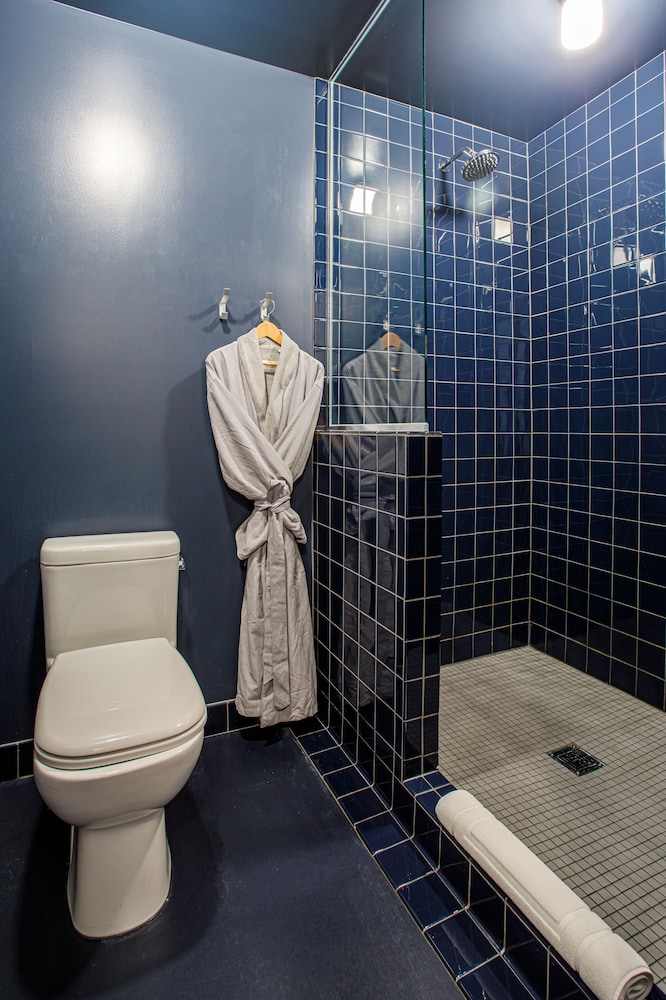 The Emily Hotel - photo 37
