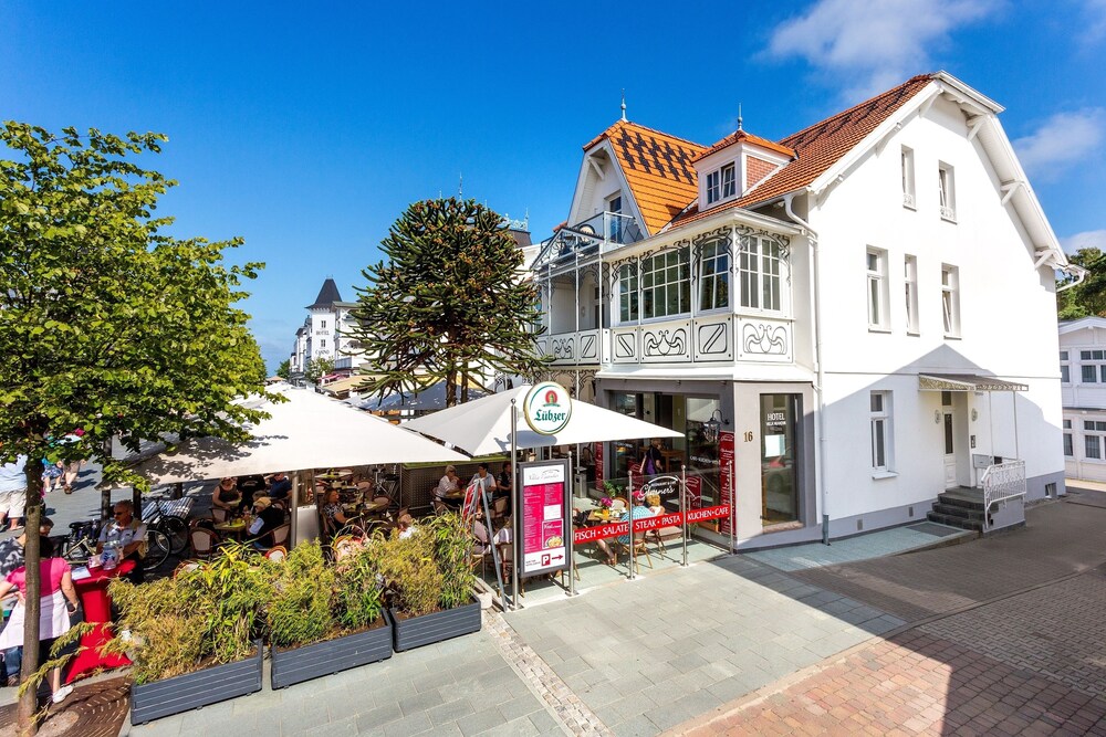 Hotel Villa Neander — Ostseebad Binz — photo 2