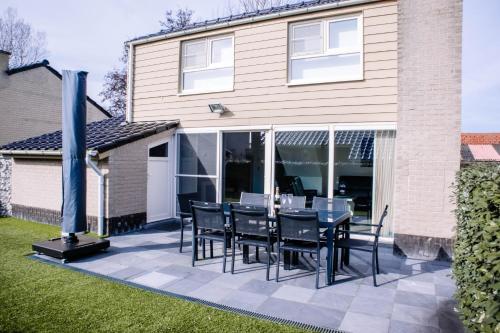 BREEZE Vakantiewoning Zee & Polder met tuin dicht bij zee in Middelkerke, Belgium