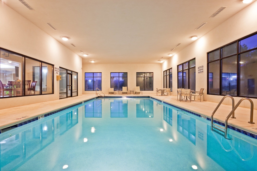 Holiday Inn Express Ringgold by IHG - photo 18