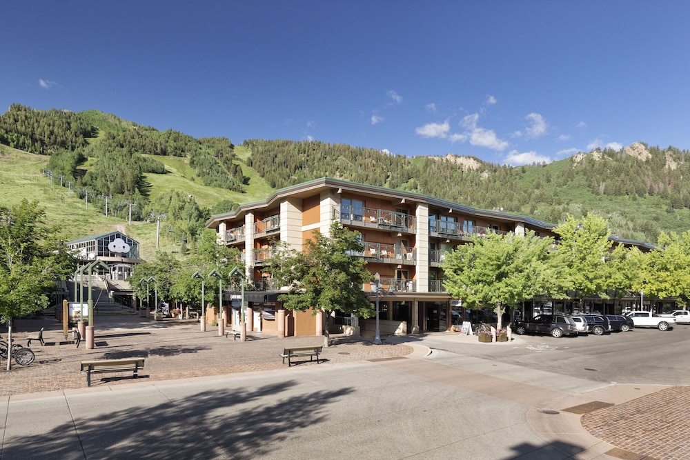 North of Nell — hotel in Aspen
