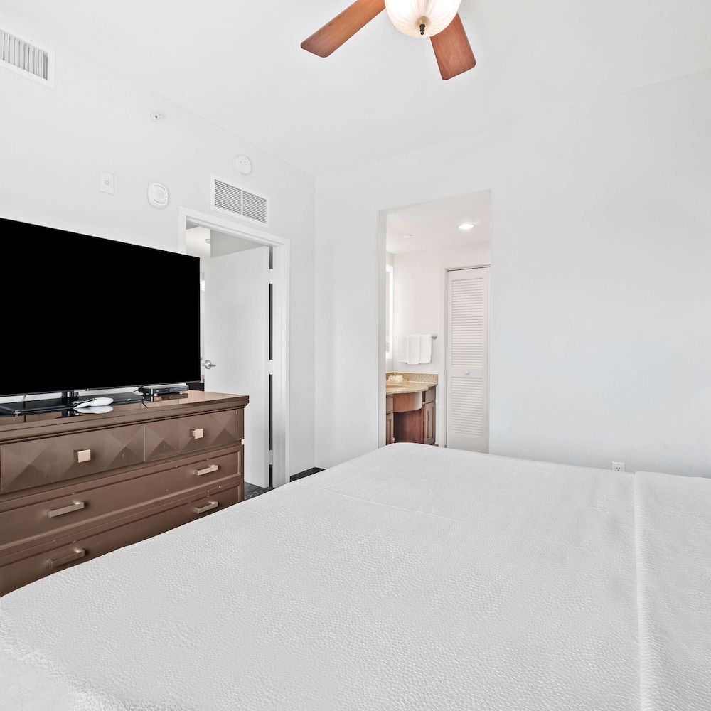 Homewood Suites by Hilton Ft. Lauderdale Airport Cruise Port - photo 8