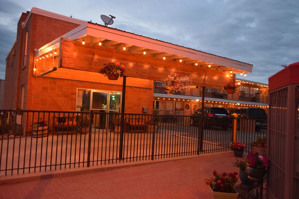Lariat Motel - photo 34