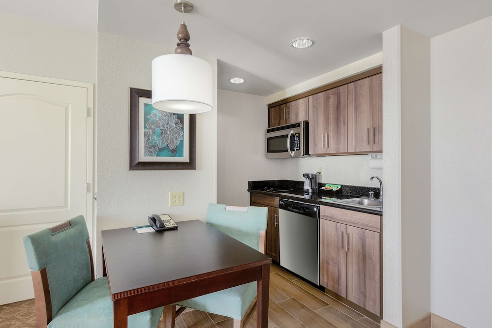 Homewood Suites by Hilton Carlsbad North San Diego County - photo 11