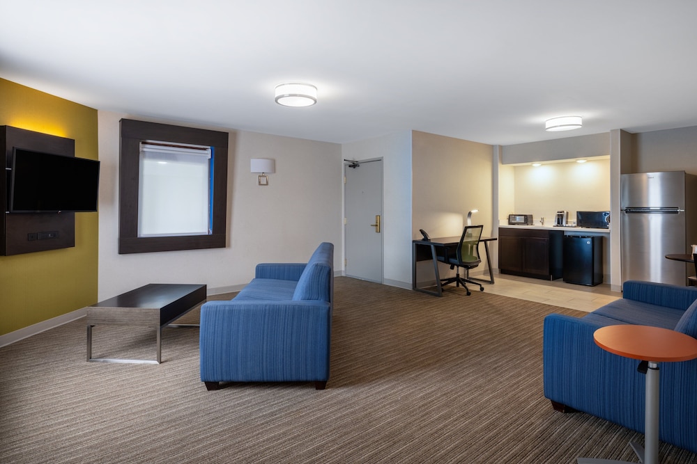 Holiday Inn Express Corydon by IHG - photo 11