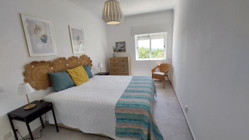 Apartamento Kélyfos Beach by feriascomsol — 4-Star Luxury Hotel in Quarteira, Portugal