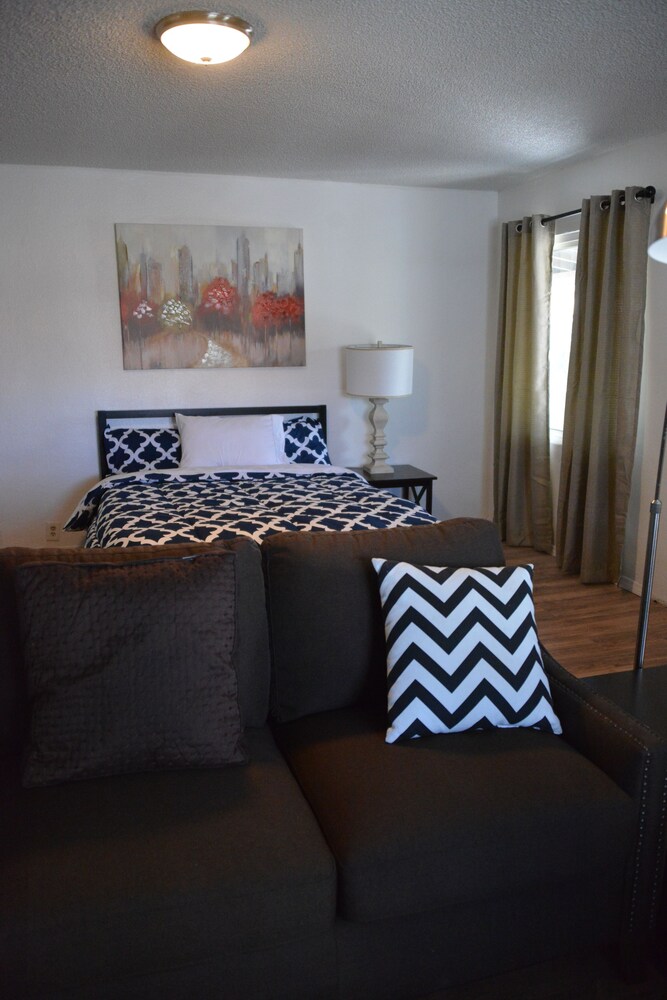 Mojave Trails Inn and Suites - photo 6