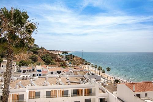 T3 Duplex Albufeira — 4-Star Luxury Hotel in Olhos De Agua, Portugal