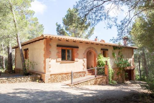 AldeaMia Cozy villa for 8 people pool mountain view beach at 8 min — 4-Star Luxury Hotel in Vilanova D'escornalbou, Spain