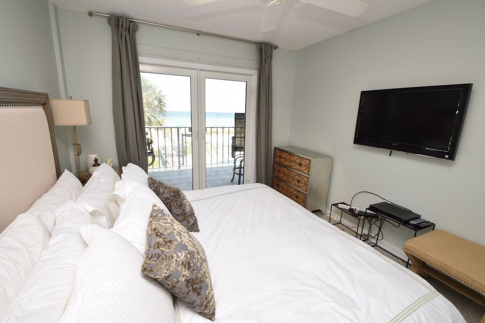 Surf Side Shores 2203 by RedAwning - photo 7