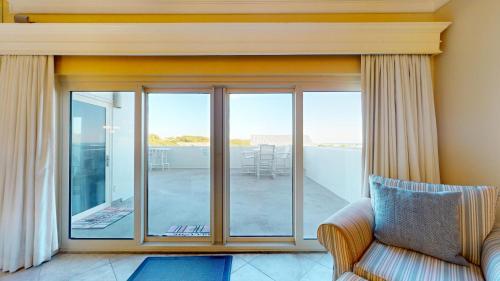Beach Manor 0404 - photo 45