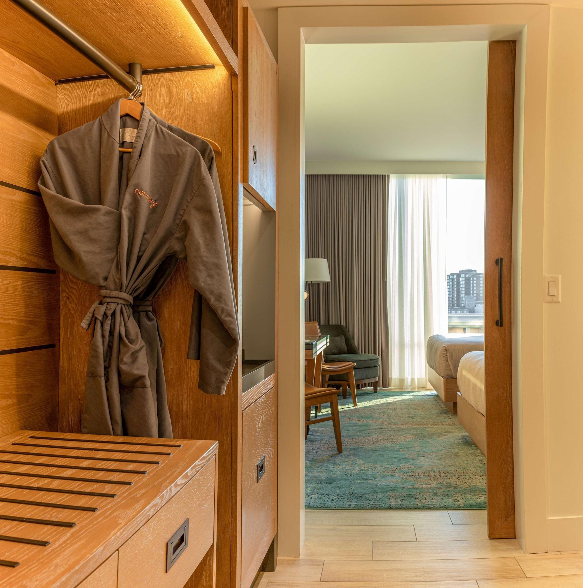 Canopy by Hilton Dallas Uptown - photo 2