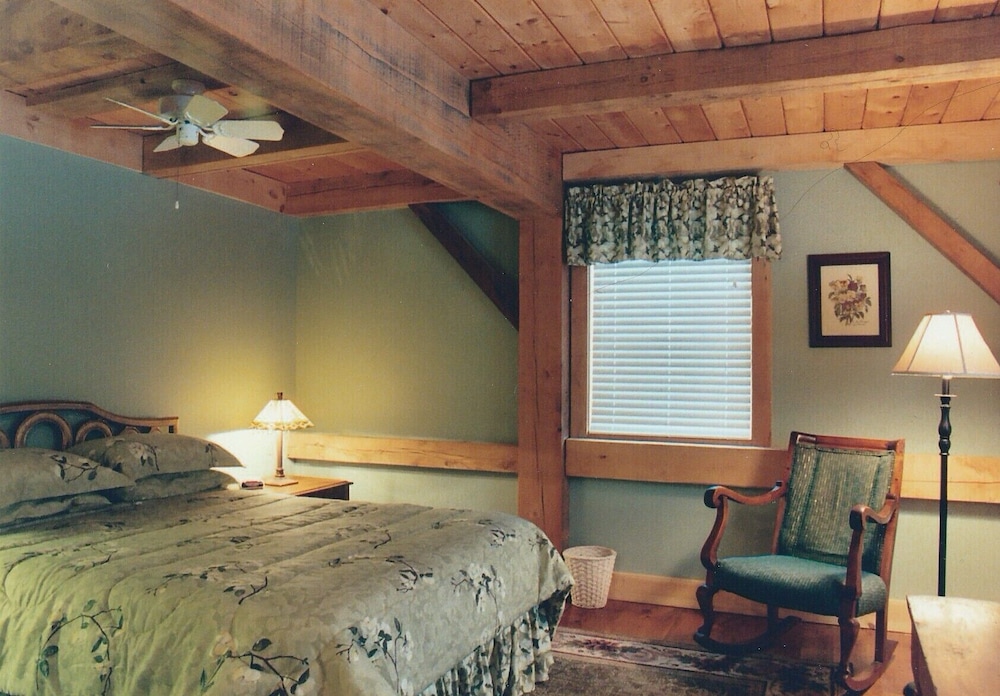 Yellow Barn Estate - photo 4