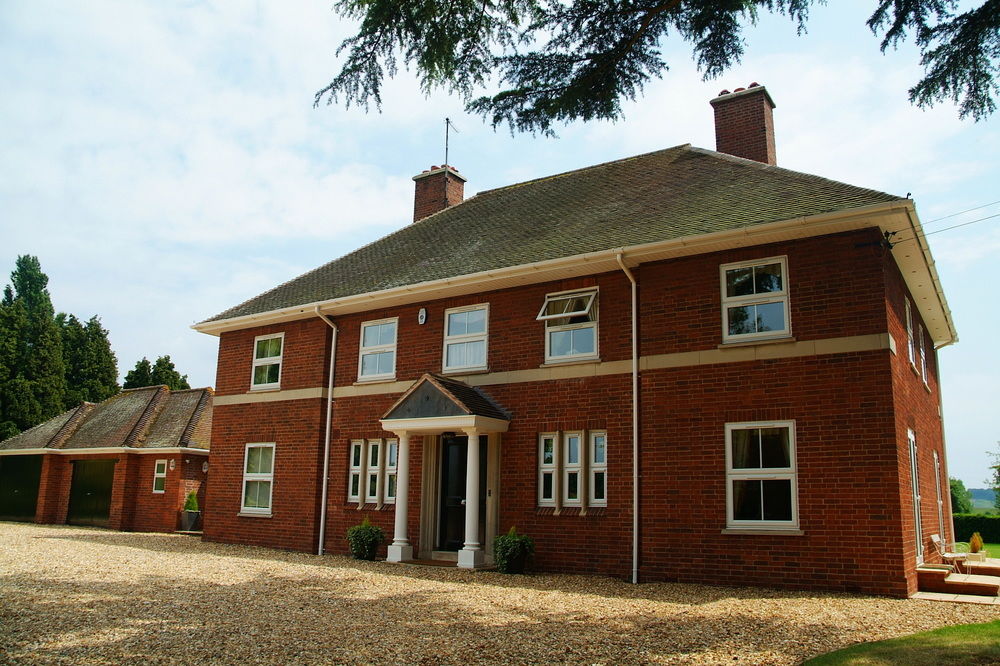 Bodenham House — 4-Star Luxury Hotel in Bodenham, United Kingdom