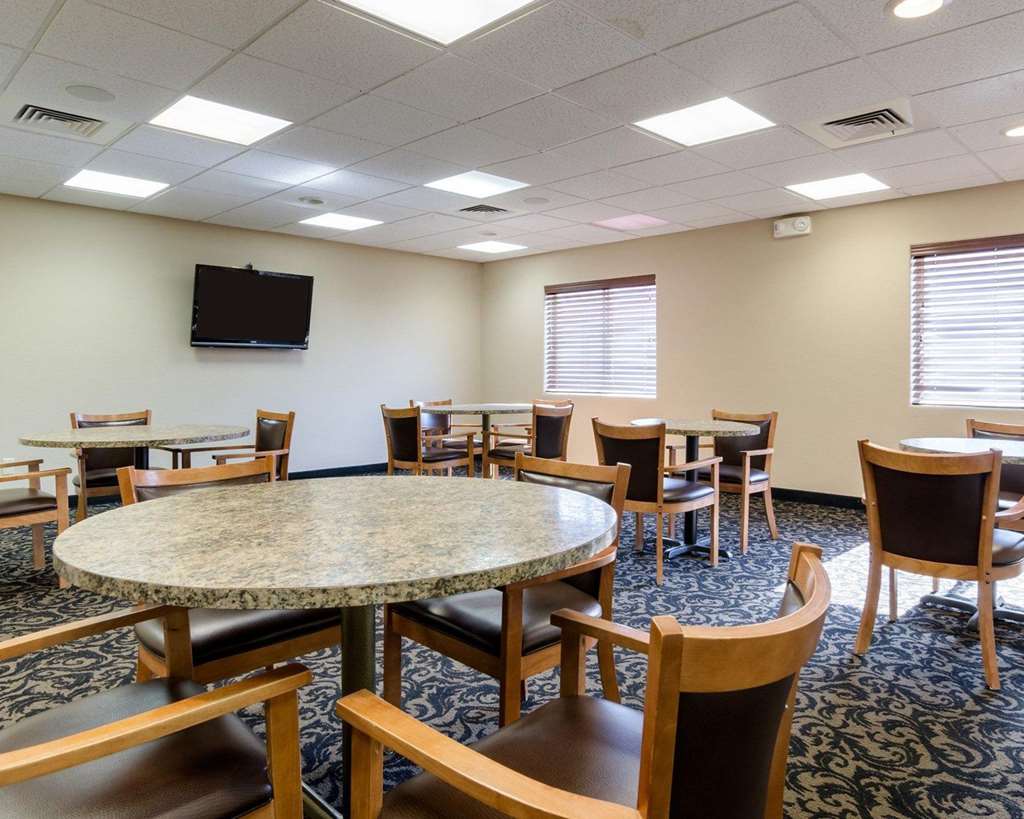 Comfort Inn Garden City - photo 25